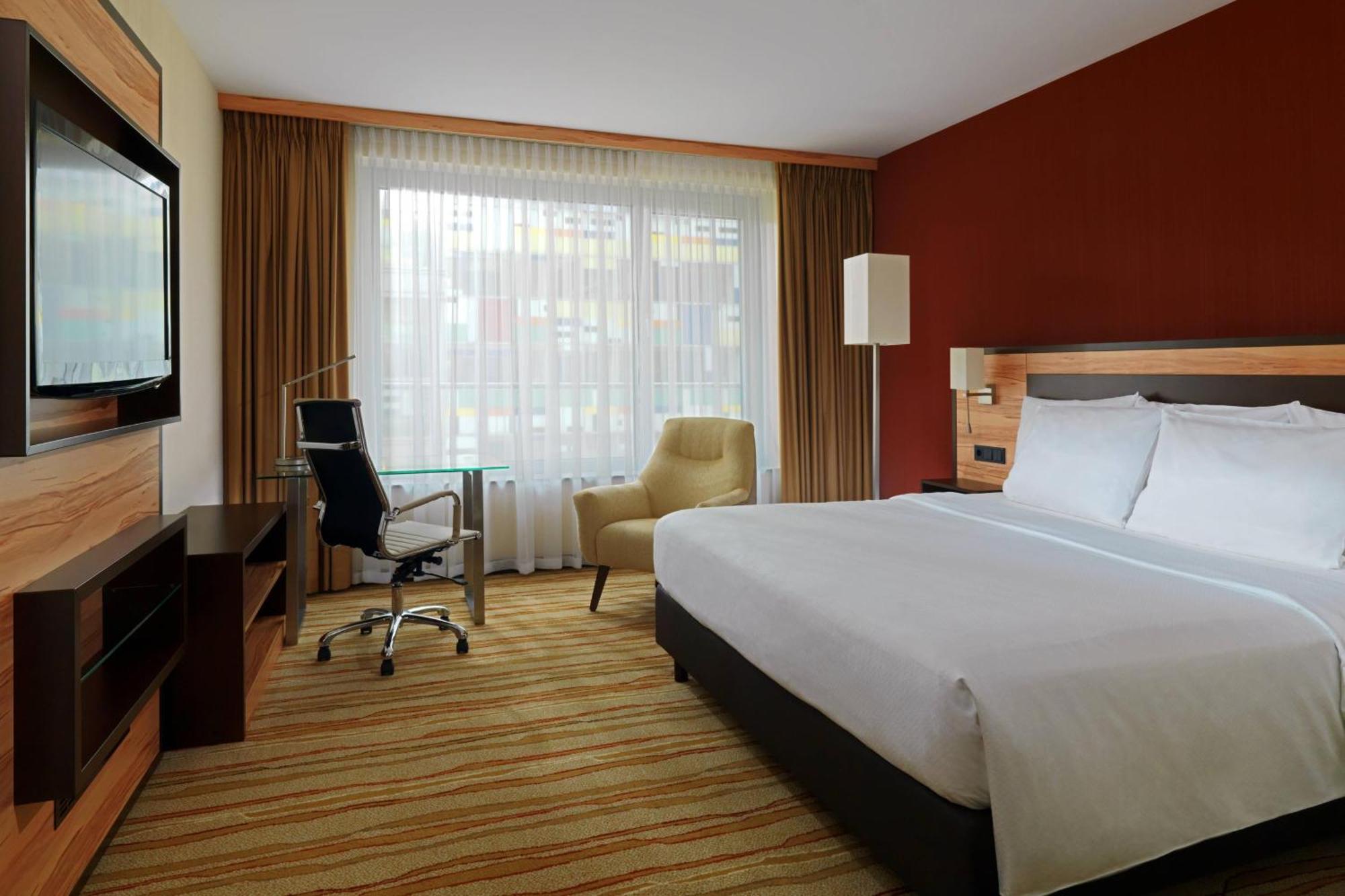 Courtyard By Marriott Duesseldorf Hafen Hotel Bagian luar foto